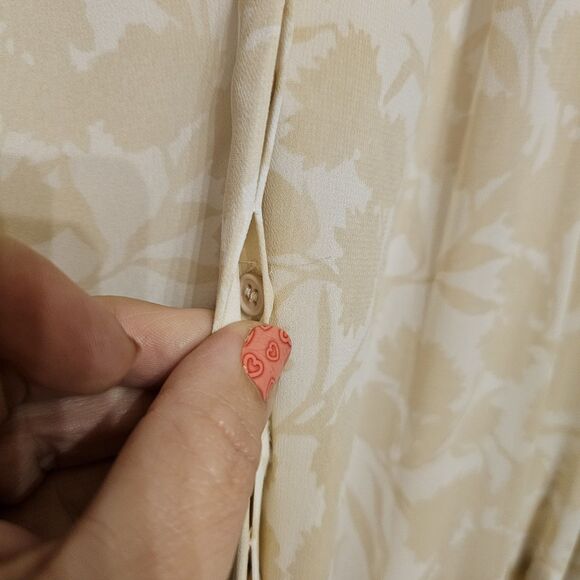 NWT Gal Meets Glam Esther Long Sleeve Midi Dress Cream Combo Print Size 12 - Picture 6 of 9